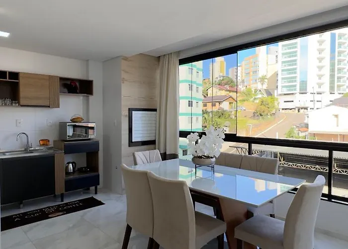 Apto Girassol - 2 Quartos, Apto Moderno,Confortavel E De Frente Para Avenida Principal!