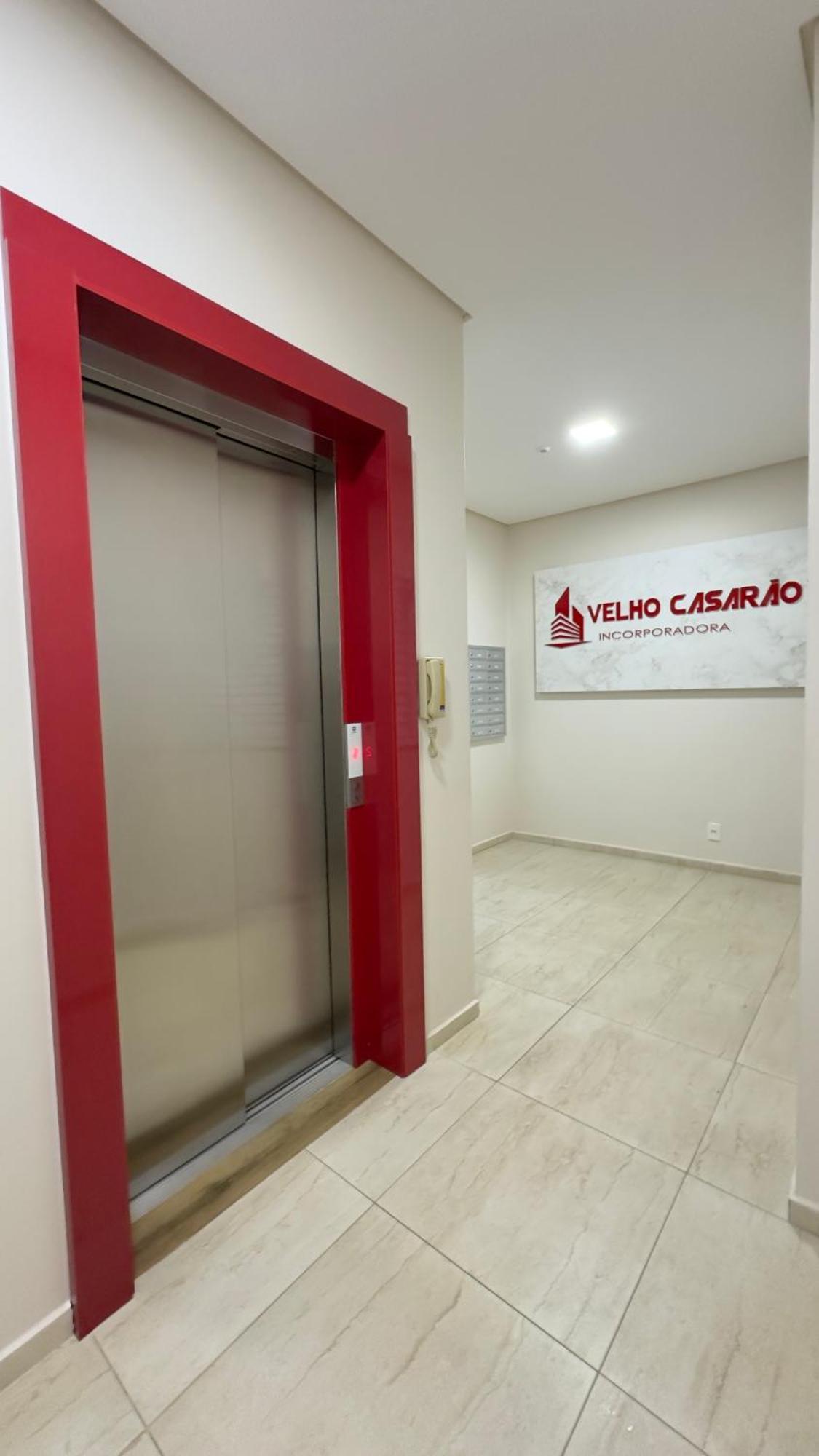 Apto Girassol - 2 Quartos, Apto Moderno,confortavel E De Frente Avenida Principal! Apartment